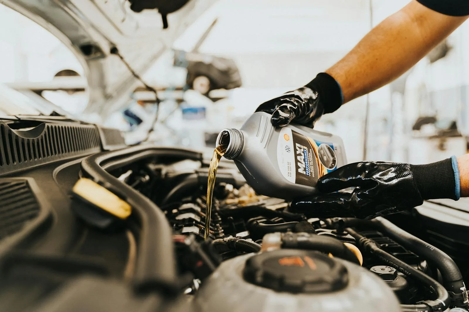 Engine oil and maintenance fluid service photo